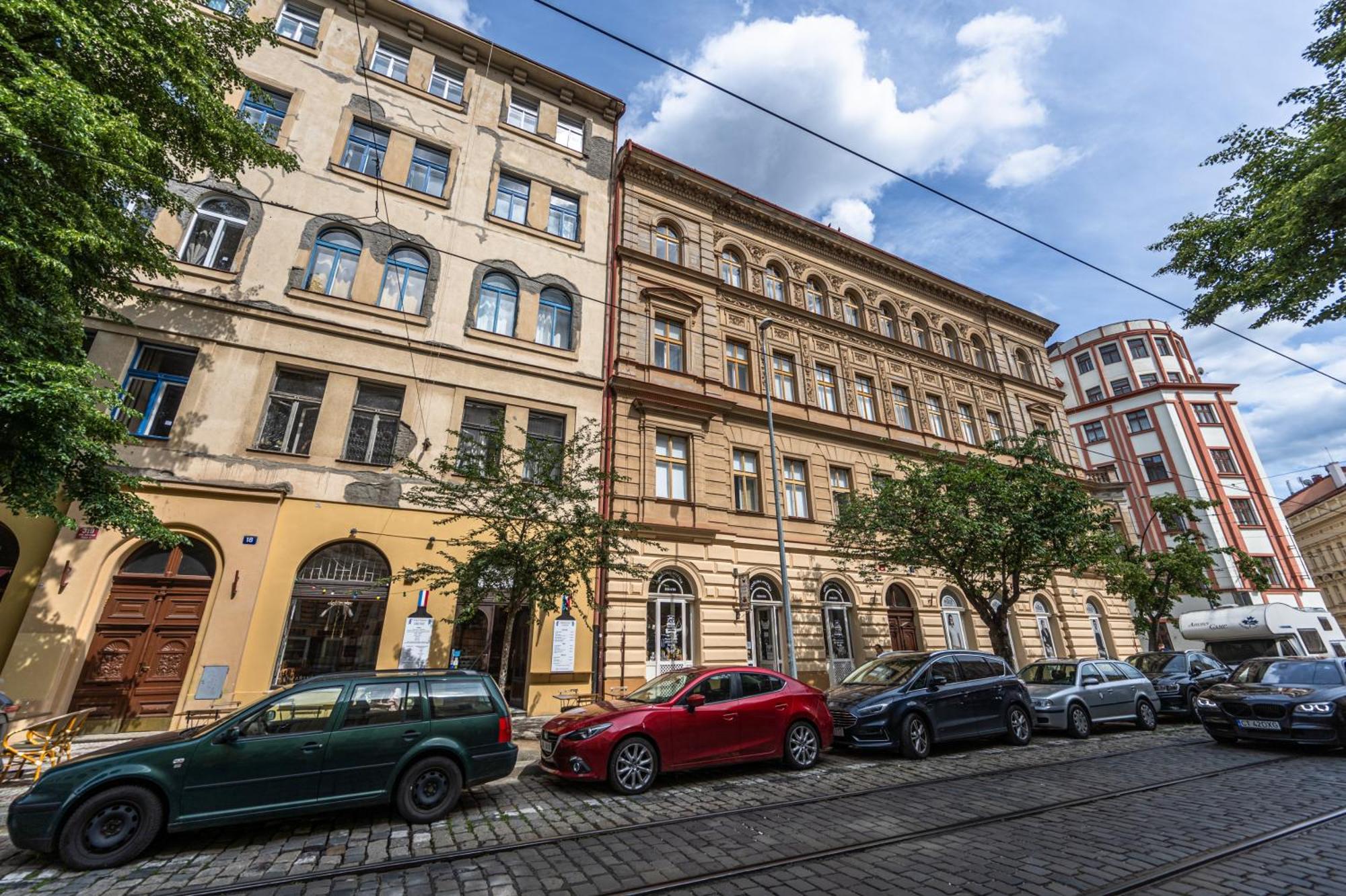 Apartments Safarikova 18 Prague Exterior photo